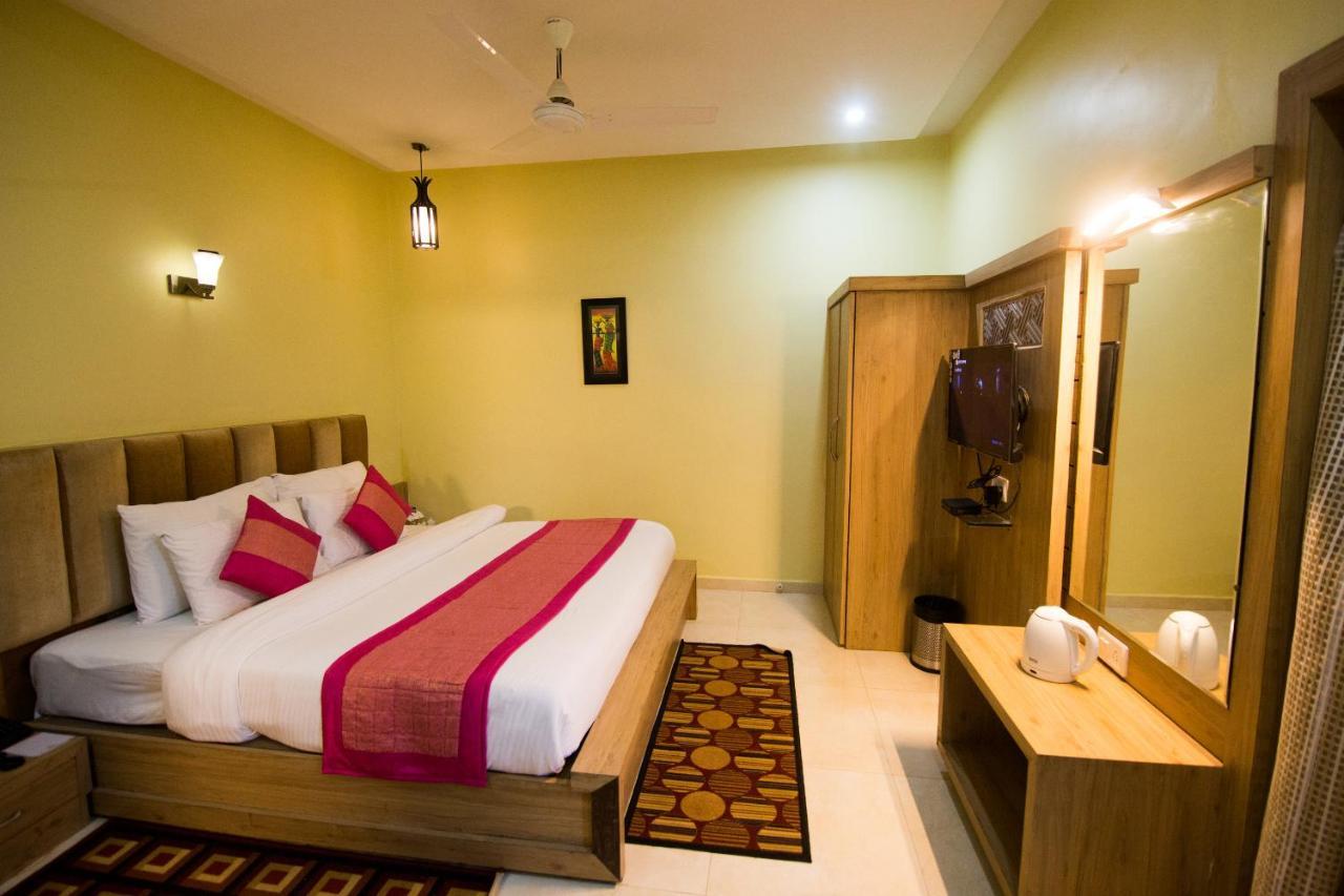 The River Front Resort Sitapur Muafi 외부 사진