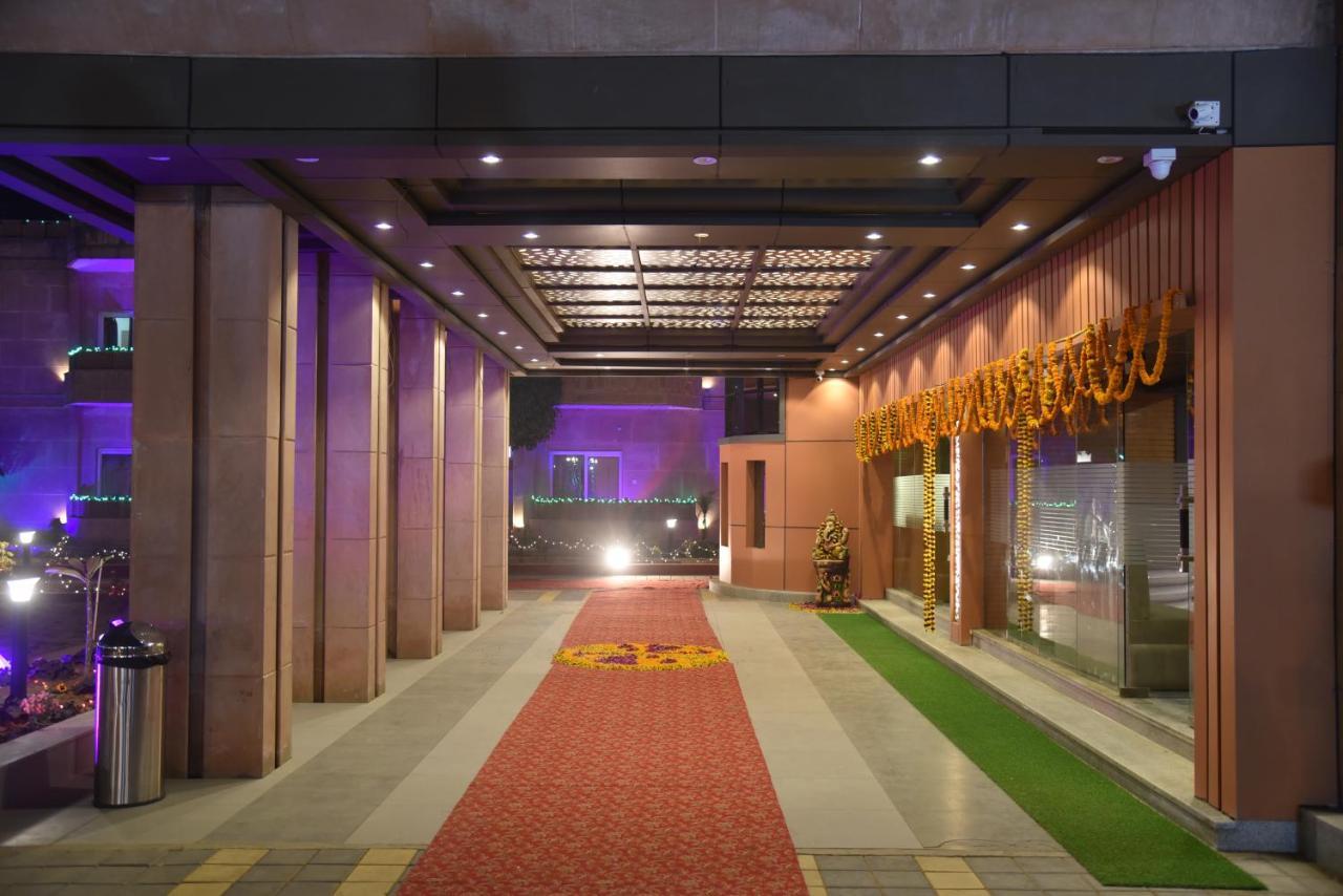 The River Front Resort Sitapur Muafi 외부 사진