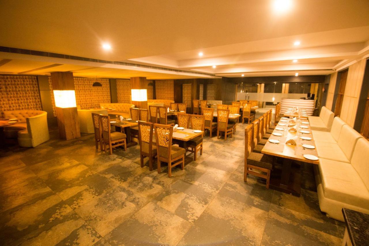 The River Front Resort Sitapur Muafi 외부 사진
