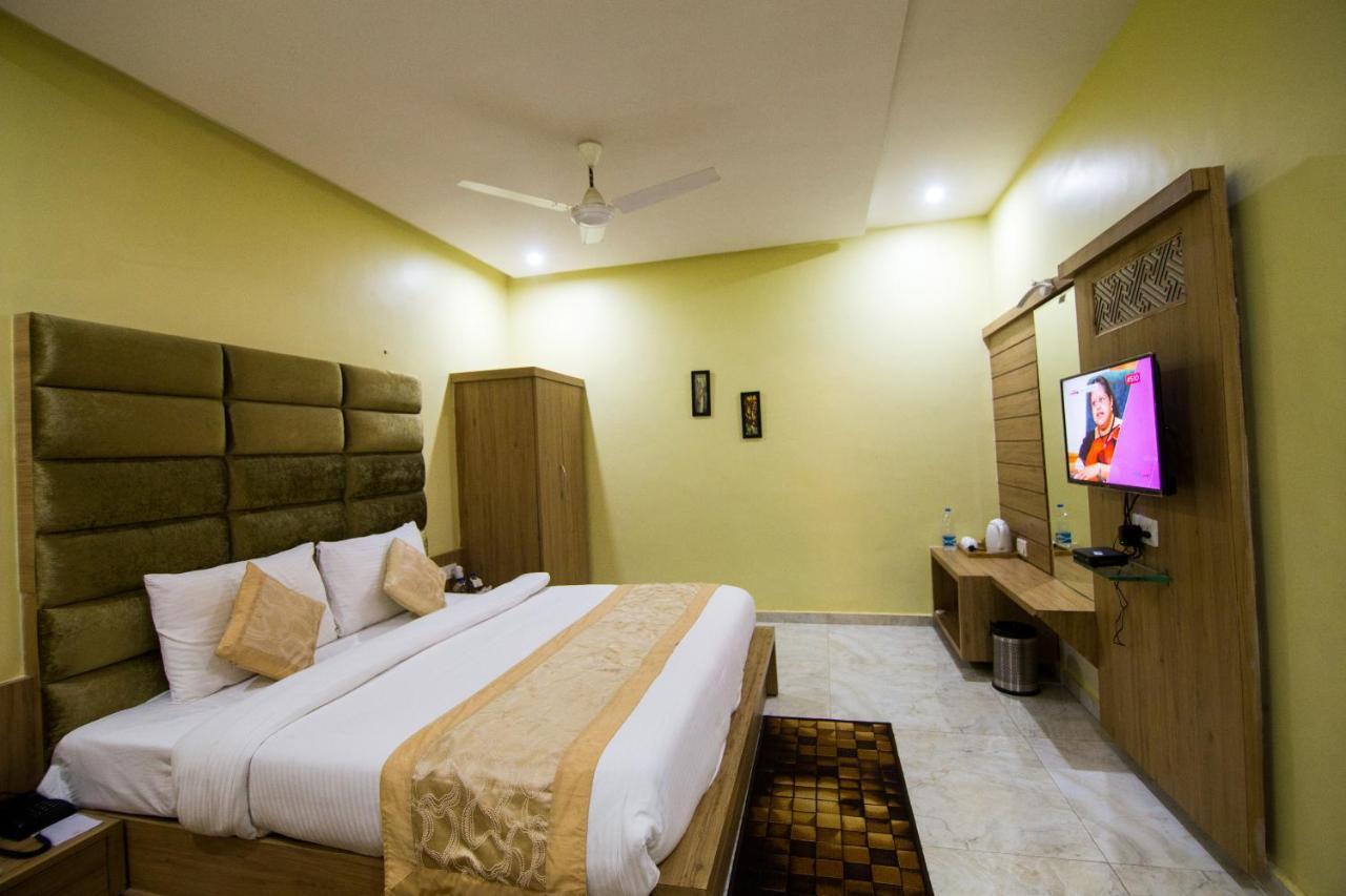 The River Front Resort Sitapur Muafi 외부 사진