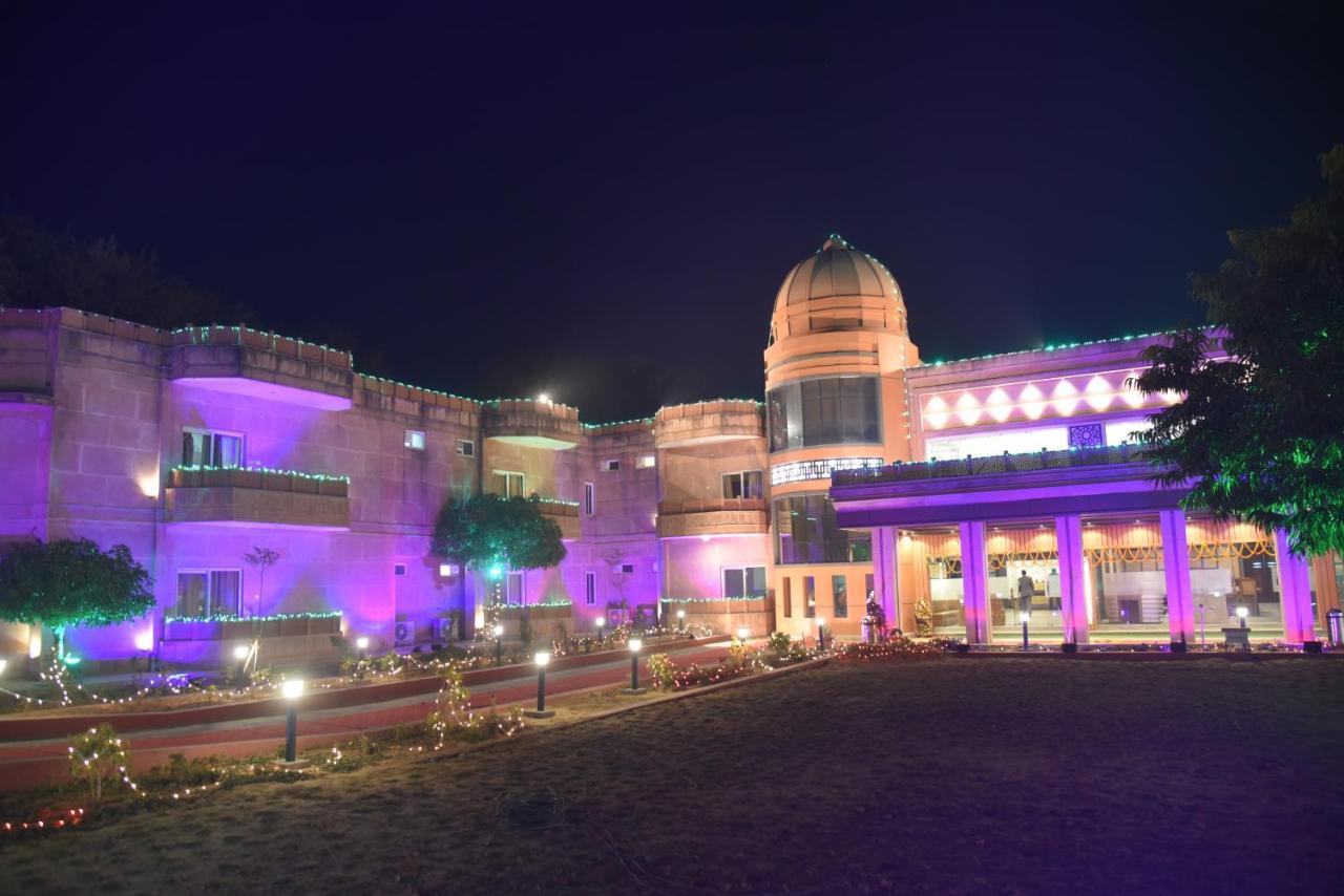 The River Front Resort Sitapur Muafi 외부 사진