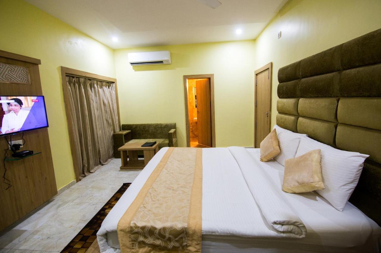 The River Front Resort Sitapur Muafi 외부 사진